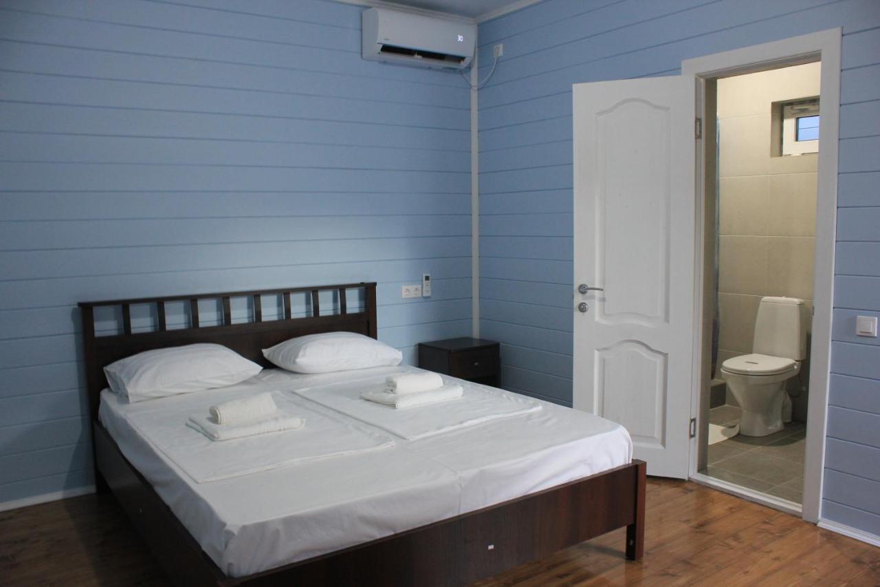 Акватика Hotel Pizunda Ngoại thất bức ảnh